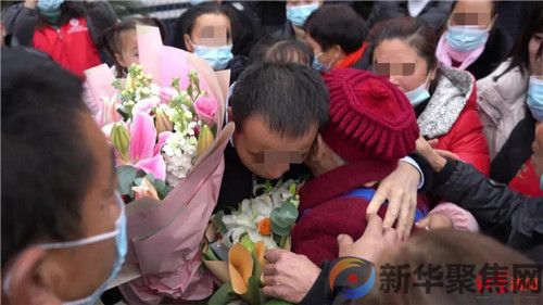 找了48年！父亲去世都没见着的他，终于回家了……(图2)