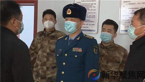 大连市军分区司令员季高原来我市调研民兵工作(2) 大连市军分区司令员季高原来我市调研民兵工作(2)