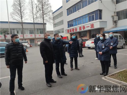 河南焦作县委政法委走访慰问基层政法单位(图6)