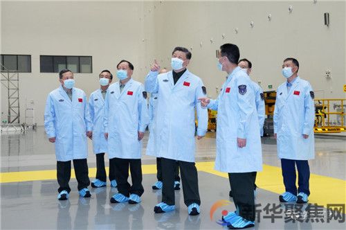 习近平视察文昌航天发射场(图2)