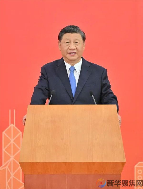 习近平抵达香港出席庆祝香港回归祖国25周年大会暨香港特别行政区第六届政府就职典礼并对香港进行视察(4)