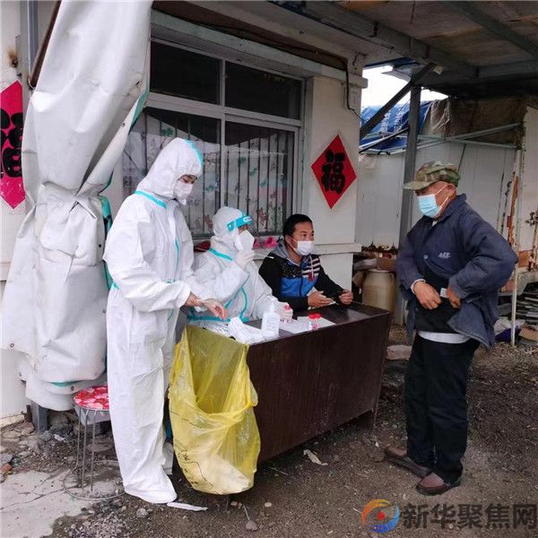 展青春风彩 抒绚丽篇章——返乡大学生积极参与社区疫情防控工作(图3)