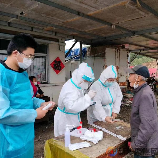 展青春风彩 抒绚丽篇章——返乡大学生积极参与社区疫情防控工作(图5)