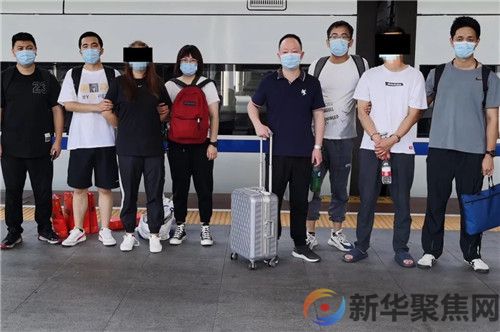 天价“防癌针”竟是可乐！大妈被骗21万元(图6)