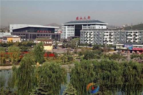 武安市磁山二街牢固树立绿水青山就是金山银山理念，  打造生态、绿色、美丽乡村(图1)