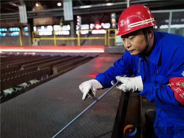 匠人匠心铸就业绩 尽心尽职彰显风采 新兴铸管武安本级陈建波 裴军良双获“磁山工匠”荣誉称号(3) 匠人匠心铸就业绩 尽心尽职彰显风采 新兴铸管武安本级陈建波 裴军良双获“磁山工匠”荣誉称号(3)