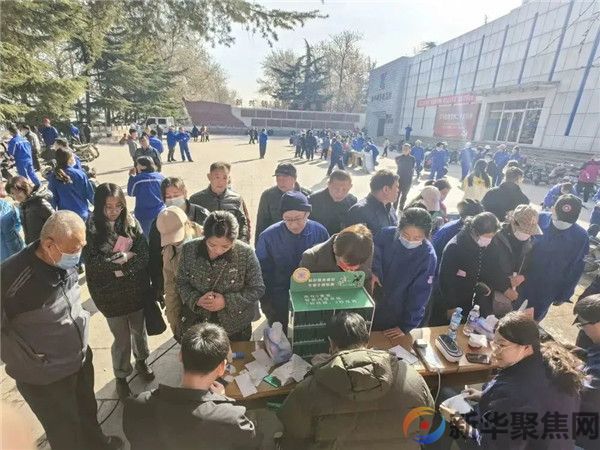 雷锋精神传承远 志愿服务正当时  ——新兴铸管武安本级开展“学雷锋服务月”主题实践活动(2)