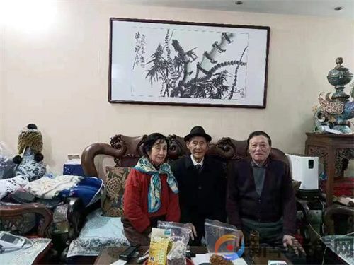 徐伯荣先生 93 岁专程访宝贝阿姨(图4)