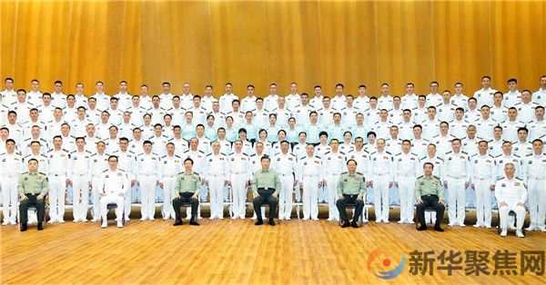 习近平在视察南部战区海军时强调 深化练兵备战 加快转型建设 全面提高部队现代化水平(图2)