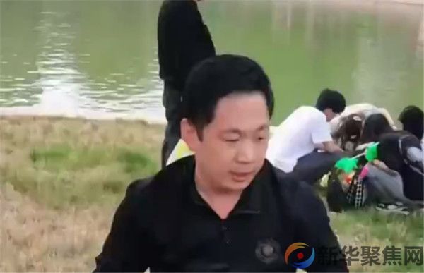 “黑衣”政法委干部想跑,网友不答应(2) “黑衣”政法委干部想跑,网友不答应(2)