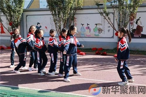 “课间10分钟受约束”现象是否有改观？记者回访→(1)