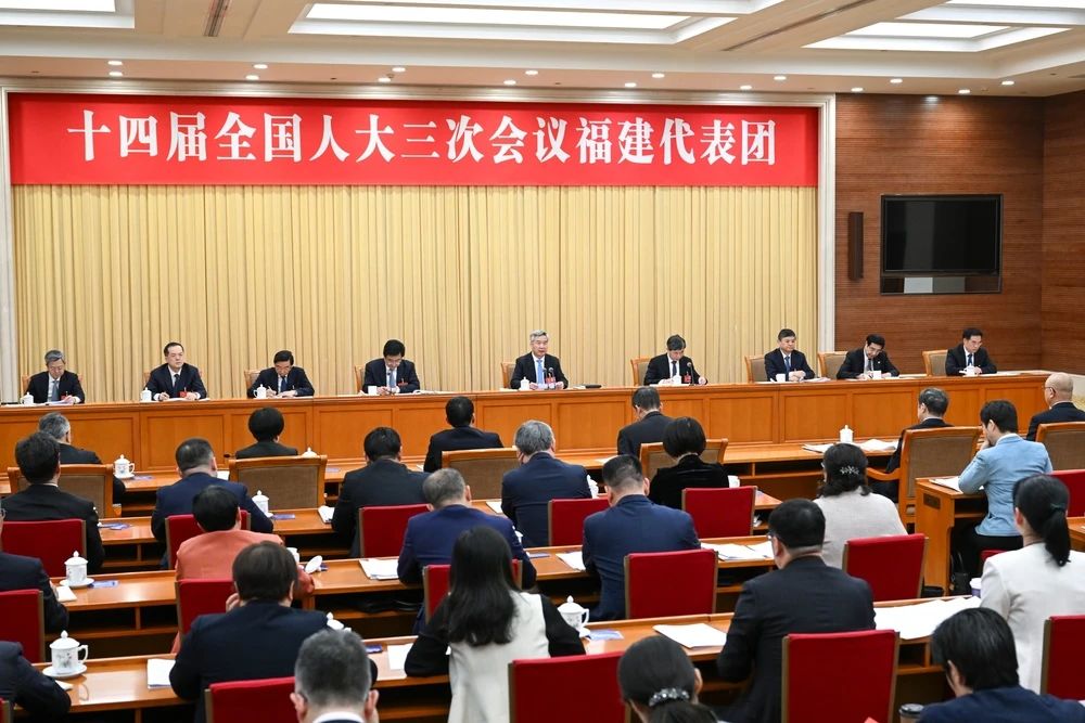李希在参加福建代表团审议时强调 推动全面从严治党取得更大成效 为推进中国式现代化提供坚强保障(图1)