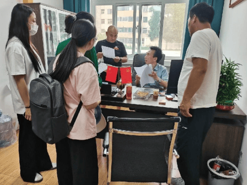 专家团队公益助力 护航高考志愿填报