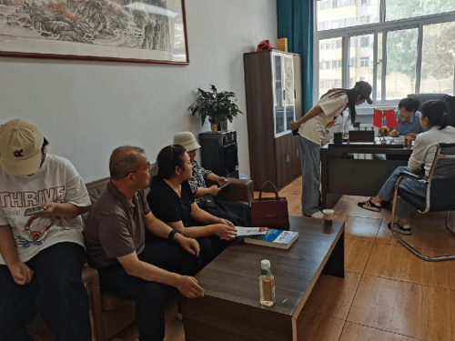 专家团队公益助力 护航高考志愿填报(3)