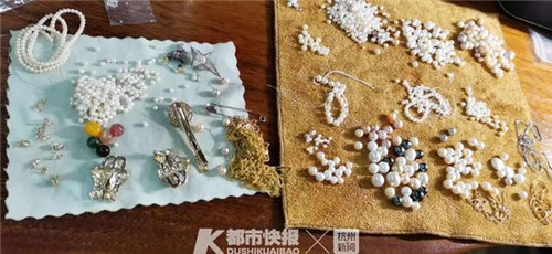 浙江女子报警,5条金项链不见了!小偷竟是老鼠,还藏了珍珠(2) 浙江女子报警,5条金项链不见了!小偷竟是老鼠,还藏了珍珠(2)