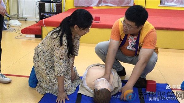 中国狮子联会大连慈心服务队走进开发区骥才幼儿园心肺复苏培训(图6)