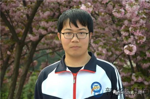 他700分考上清华,花30元喝牛肉汤庆祝,领通知书前还在地里干活(图6) 他700分考上清华,花30元喝牛肉汤庆祝,领通知书前还在地里干活(6)