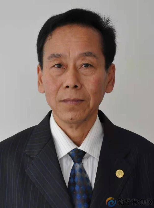 2021年盛世传承《翰墨诗人杯》诗词网络评选大赛 何 斌荣获大赛三等奖(图2) 2021年盛世传承《翰墨诗人杯》诗词网络评选大赛 何 斌荣获大赛三等奖(2)