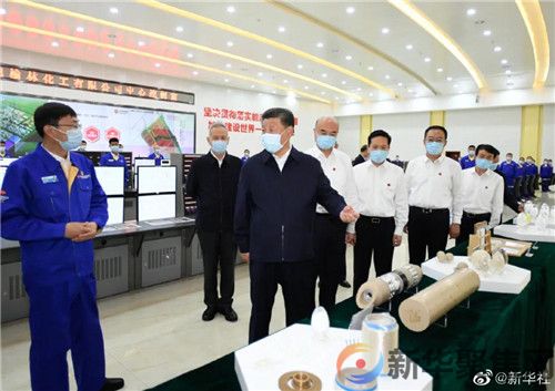 习近平谈能源产业：走绿色低碳发展道路(图1)