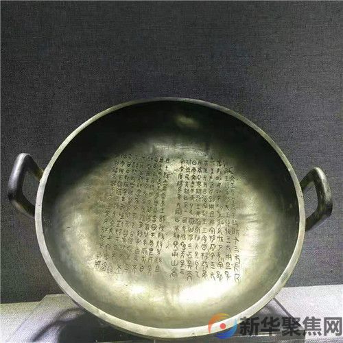 无锡“宝贝阿姨”何玉琴要把镇舘之宝捐赠给国家(图2)