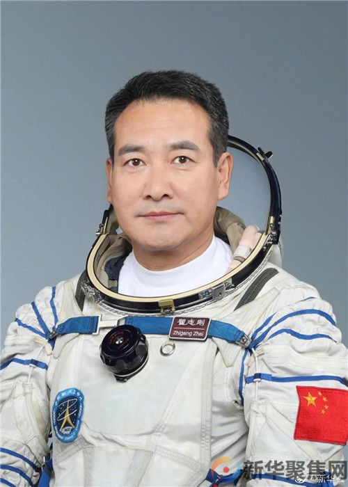 重磅发布！神十三航天员乘组确定(2)